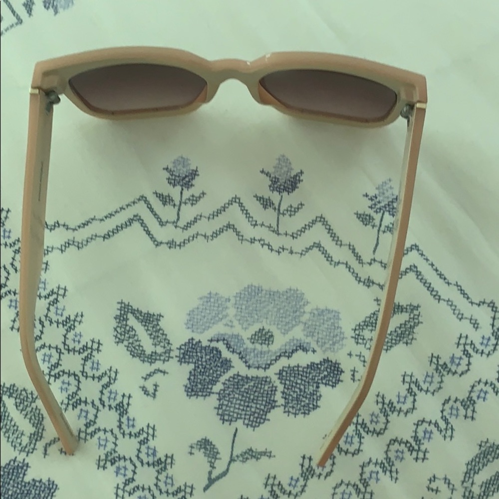 Fashion sunglasses - Picture 3 of 5